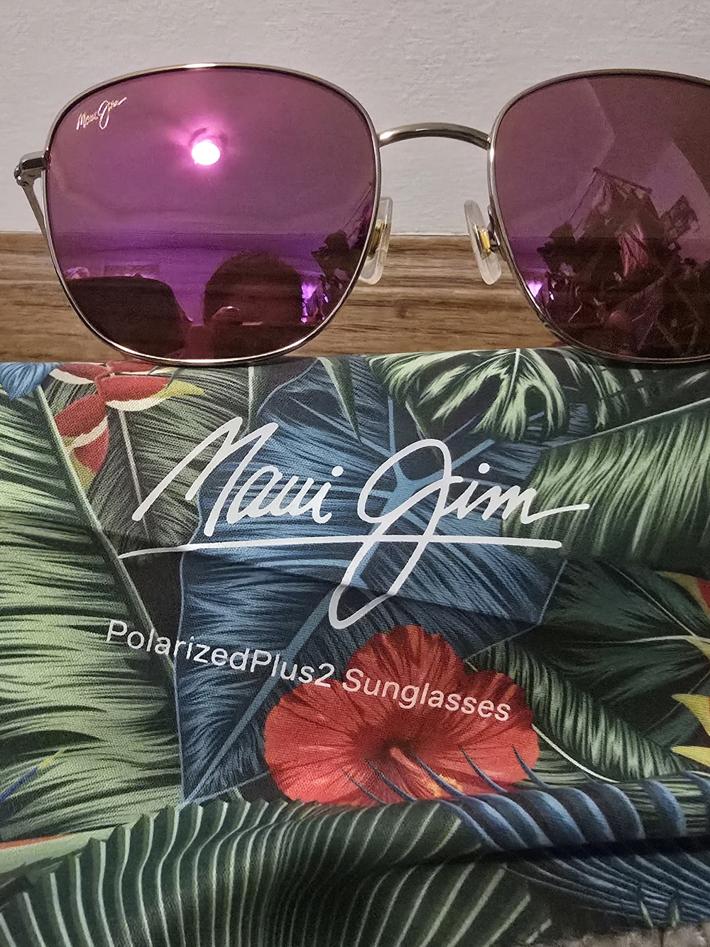 Maui Jim Gold Frame Sunglasses with Pink Mirrored Lenses